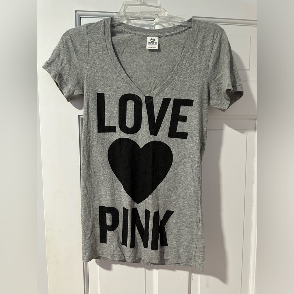 Victoria Secret PINK gray tshirt - Love Pink - small